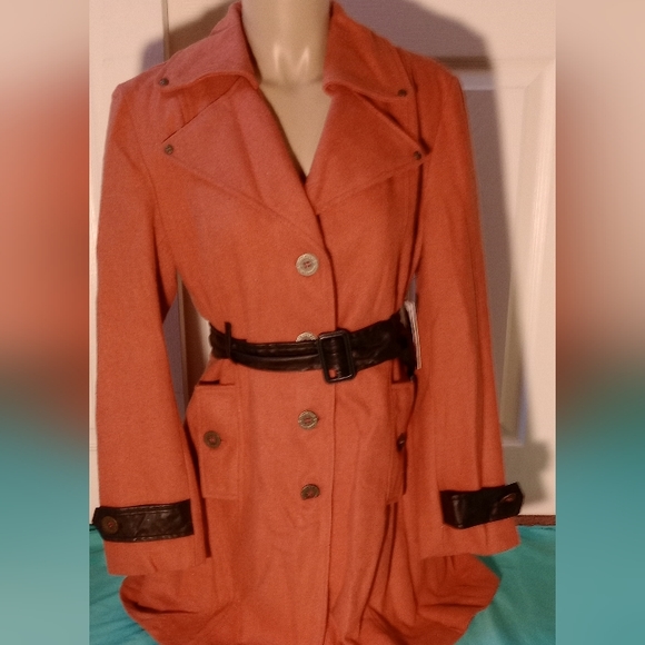BLAC LABEL PINK , ORANGE BELTED COAT SIZE LARGE - Picture 5 of 14
